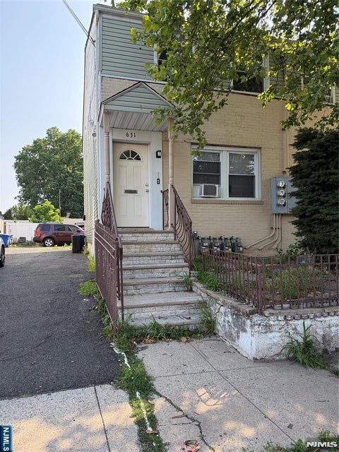 Photo of 631 Myrtle ST #629, Elizabeth, NJ 07202 (MLS # 26028335)