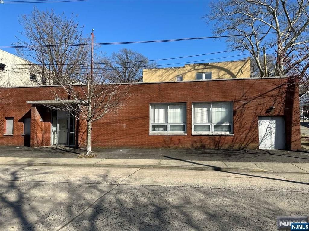 Photo of 229 Shore Avenue, Bogota, NJ 07603 (MLS # 25040389)