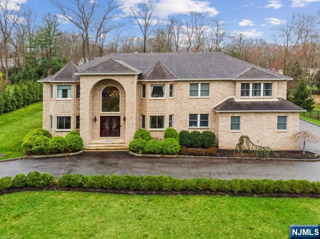 Rental Property at 324 Lake St, Upper Saddle River, New Jersey - Bedrooms: 5 
Bathrooms: 5 
Rooms: 13  - $12,900 MO.