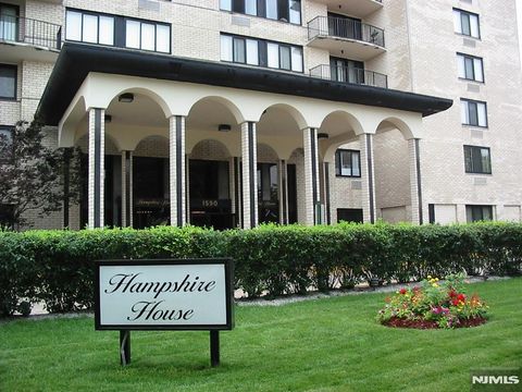 Photo of 1590 Anderson Ave #19D, Fort Lee, NJ 07024 (MLS # 25040324)