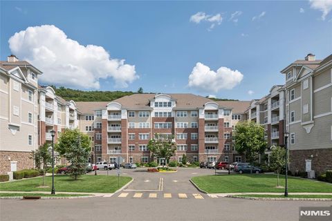 3213 Warrens Way Wanaque NJ 07465