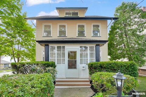 195 Sylvan Rutherford NJ 07070