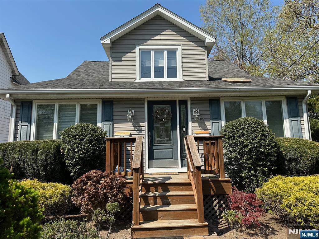 Rental Property at 263 Haworth Ave, Haworth, New Jersey - Bedrooms: 1 
Bathrooms: 1 
Rooms: 4  - $2,100 MO.