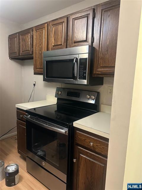50 Rock Road A13 Hawthorne NJ 07506