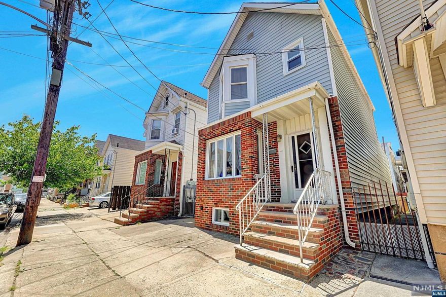 Colonial Home with Large 2 Bedrooms and 1.5 Bathrooms. Featuring Large Living Room, Dining Room and Eat-In-Kitchen. Close to Transportation, Schools and Shopping. Plus Semi-Finished Full Basement and a Backyard.