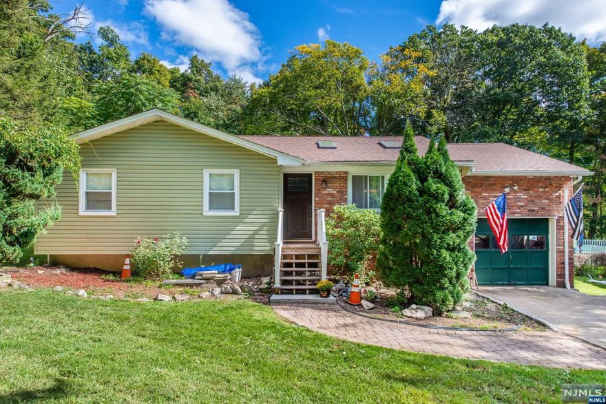 "Enjoy Your Holidays" in this Amazing"Move in Ready Ranch Home"on 1046 ft.Pride of ownership-lived here!!! Features: 3 Brms,1 &1/2 half baths,(includes Master bedroom W/ Master bath). Kitchen w/sep dining area with walk out to a 2 TIERED CEDAR DECK. Open floor plan with Large Living space that has a Big LivRm/DinRm With a Cathedral ceiling. Boasts Hardwood floors, new attic door, ceiling fans,New sky light & lots of closets. Finished Lower Level includes:FamilyRM,Laundry,Storage Area, & wood stove for cozy winter nights & W/out to Park Lake property. (oil tank in process of removal)--Garage (1) & driveway for 4 cars. Fabulous Lake Association-Highland Lakes Country Club. Enjoy the Amazing 5 lakes & 7 beaches that Includes: Sailing, fishing, swimming, boating & Swim lessons. "Athletic" :(tennis, swim team, pickle ball, softball,)social activities (dances, parties, concert) for all ages. Clubhouse w/ full commercial kitchen, stage, activities room &party room.Oil Tank being removed