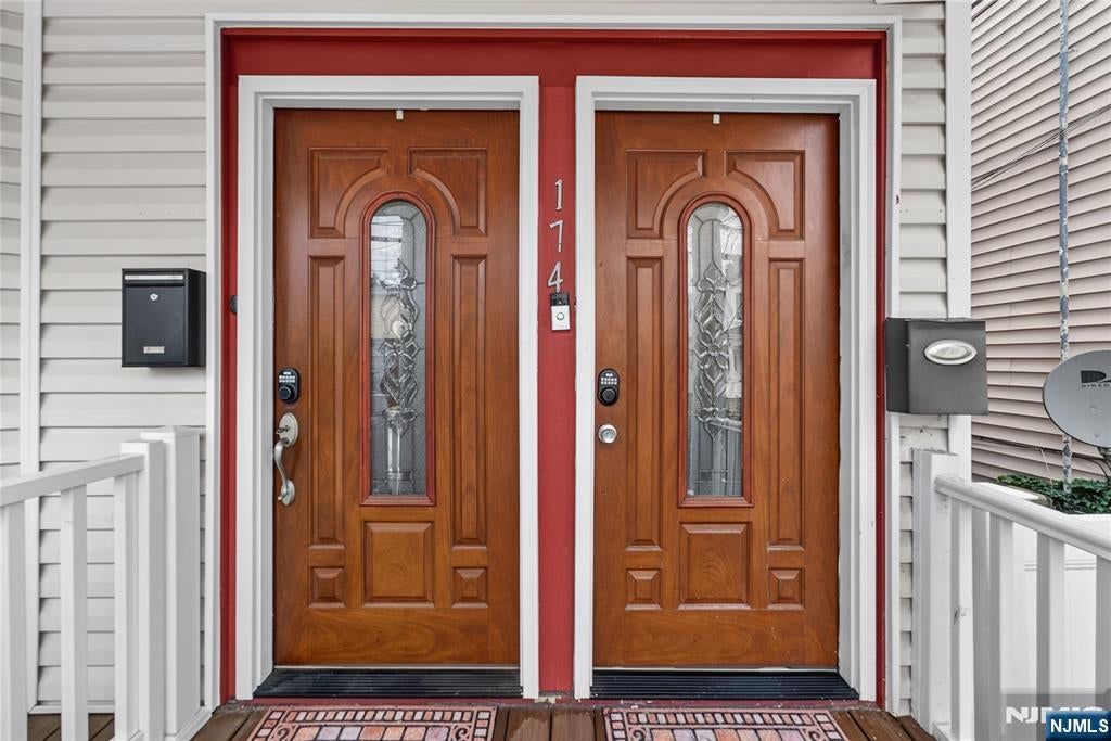 76 Laurel Avenue