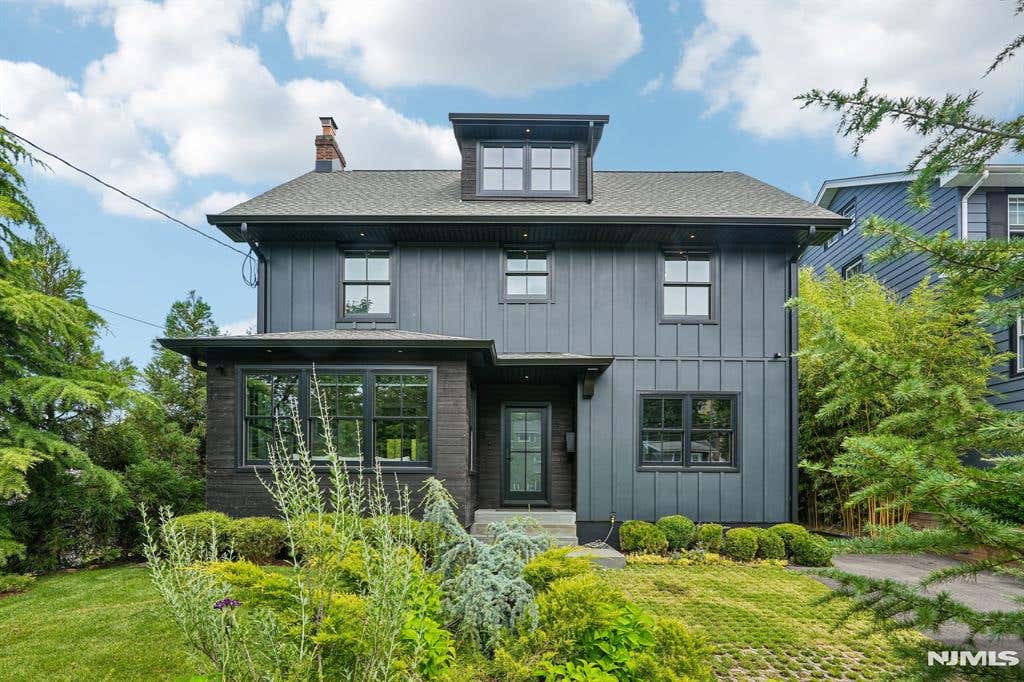 Photo of 63 Ravine Avenue, Caldwell, NJ 07006 (MLS # 26023242)