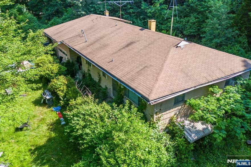 Rare opportunity in Dover! Welcome to 155 Mount Pleasant Ave, a spacious property situated on a double lot with potential to subdivide (subject to town approval). Whether you're looking to build, invest, or create your dream home with extra outdoor space, this property offers incredible flexibility. The lot provides generous frontage and depth, ideal for future development or expansion. Conveniently located near schools, shopping, and major roadways for easy access. Don't miss your chance to own a valuable piece of land with endless possibilities - schedule your showing or inquiry today!