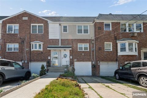 Photo of 106 Country Village Road, Jersey City, NJ 07305 (MLS # 26023433)