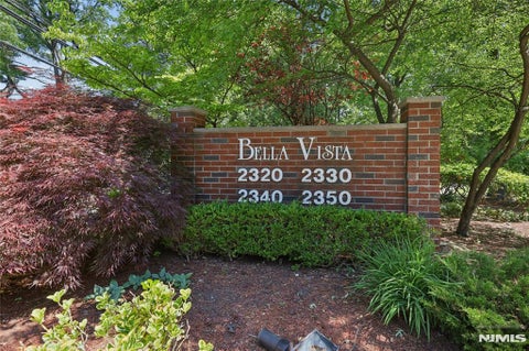 Photo of 2320 Linwood Avenue #1F, Fort Lee, NJ 07024 (MLS # 26021197)