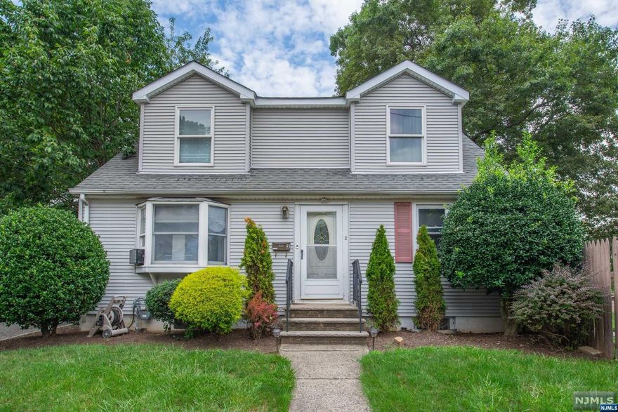 Check out this 2 family home located on a desirable Demarest section of Bloomfield. Great for Investor or owner occupied. Large wide lot, First floor consist of Living Room, Eat in Kitchen, 2 bedroom, 1 bath, Second floor have 1 bedroom, 1 bath , Living Room and Kitchen. Finished basement with Laundry hook up and 1 Full bath. Close to all transportation, school , shops and parks.