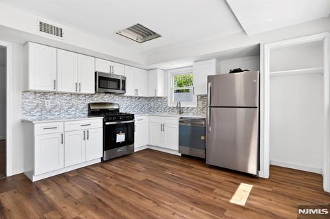 Photo of 292 Louis #1FL, Hackensack, NJ 07601 (MLS # 26016809)
