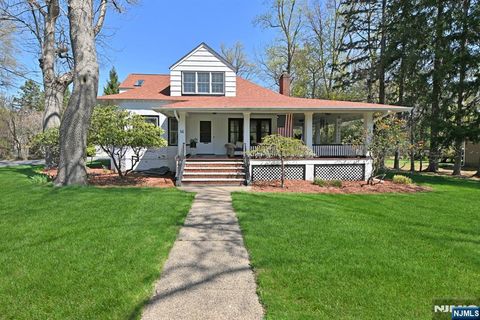 36 Bryant Place Westwood NJ 07675