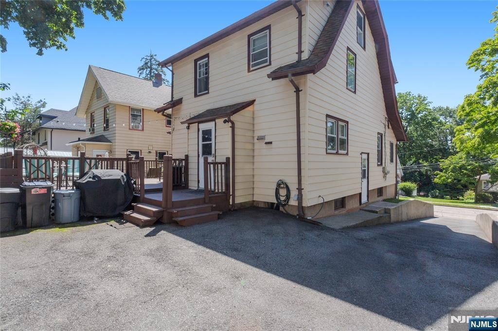 377 Orchard Terrace