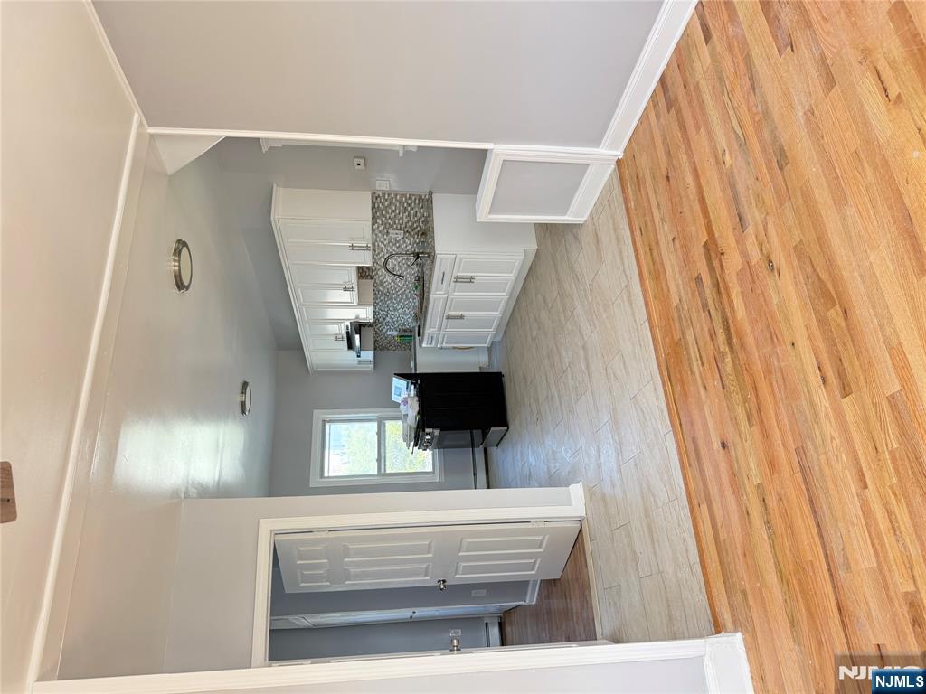 10 Rossiter Avenue