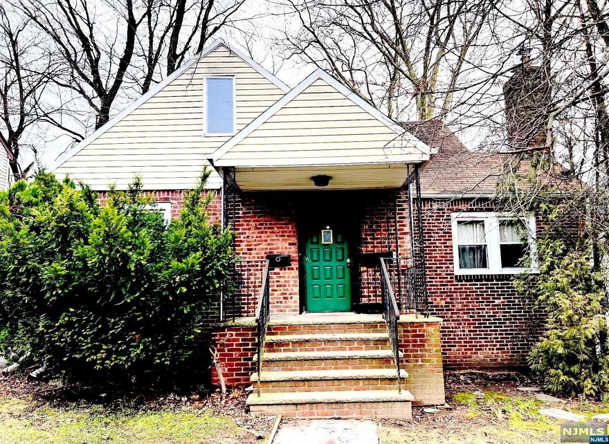 Looking for a tremendous Opportunity in Teaneck then look no further. Come see this 3 bed, 2 full bath home that features a spacious living room, dining room, galley style kitchen, study, large basement, and with the right vision it can be brought back to its full potential. It is conveniently located close to schools, shopping, public transportation, easy access to major highways and NYC. Do Not Miss Out Come see it today.