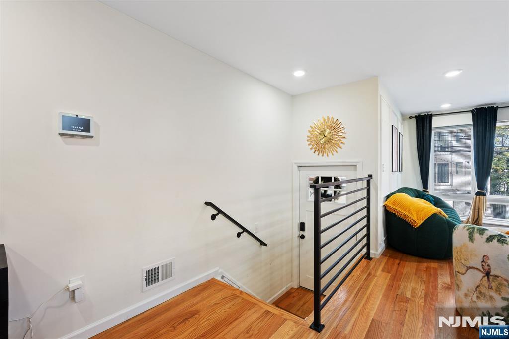 394 9th Street