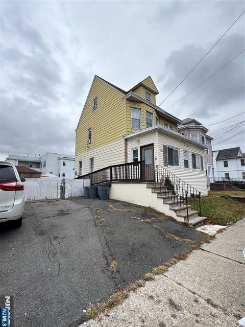 Photo of 456 35th Street, Paterson, NJ 07504 (MLS # 25041195)