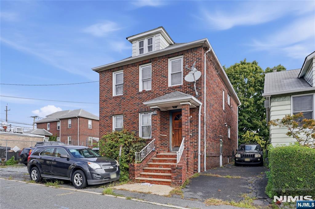 180 Weigands Lane