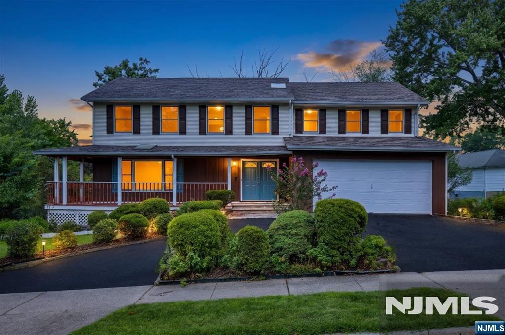 156 River Road