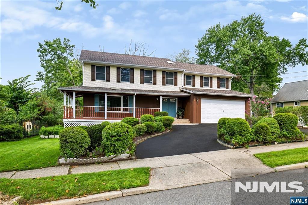 156 River Road