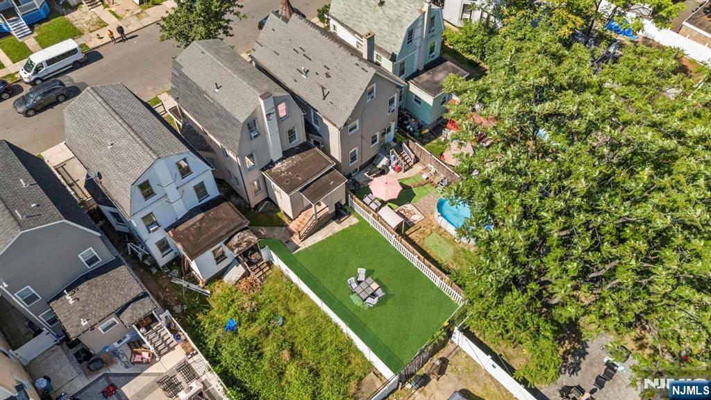 East Orange, New Jersey 07017, United States, 4 Bedrooms Bedrooms, ,2 BathroomsBathrooms,Residential,Active,99560