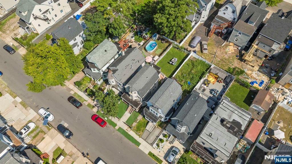 East Orange, New Jersey 07017, United States, 4 Bedrooms Bedrooms, ,2 BathroomsBathrooms,Residential,Active,99560