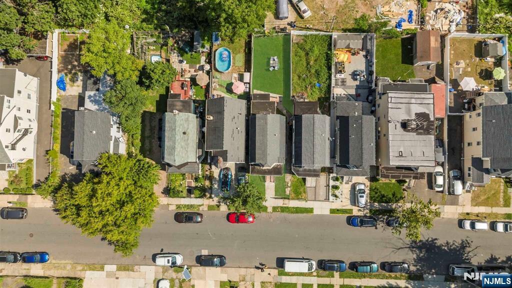 East Orange, New Jersey 07017, United States, 4 Bedrooms Bedrooms, ,2 BathroomsBathrooms,Residential,Active,99560