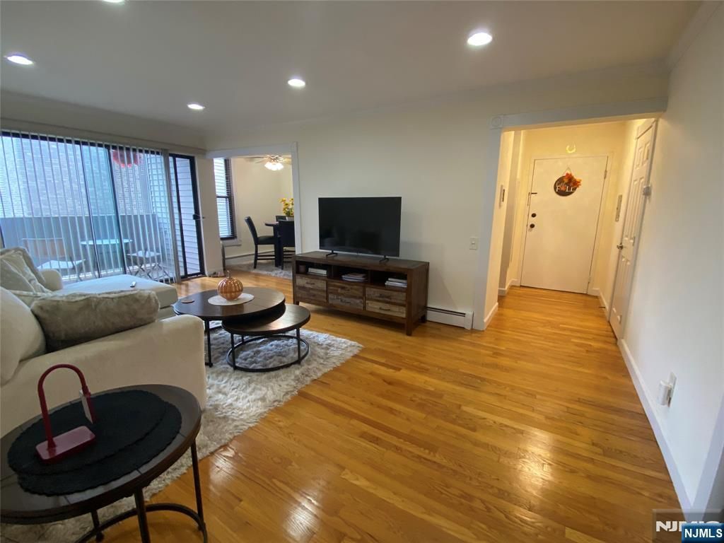 Photo of 824 Main St, Belleville, NJ 07109 (MLS # 25037142)