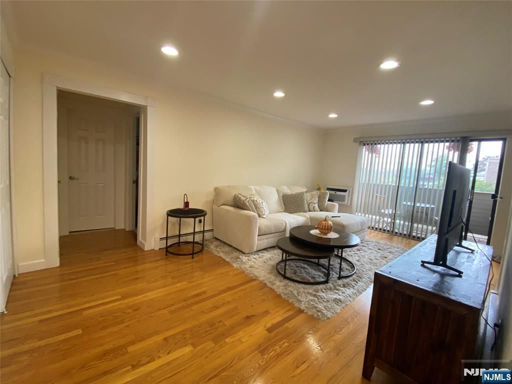 Photo of 824 Main St, Belleville, NJ 07109 (MLS # 25037142)