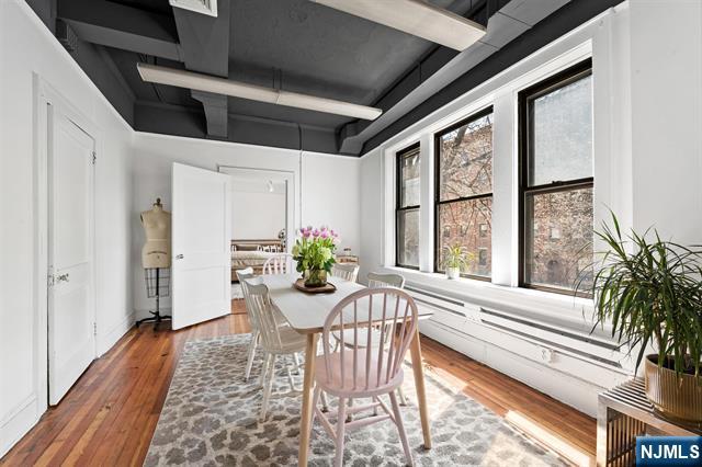 338 Montgomery Street