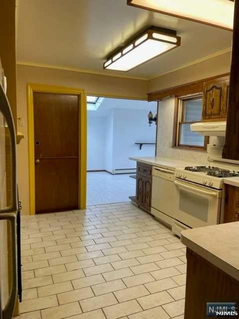 263 Phelps Avenue