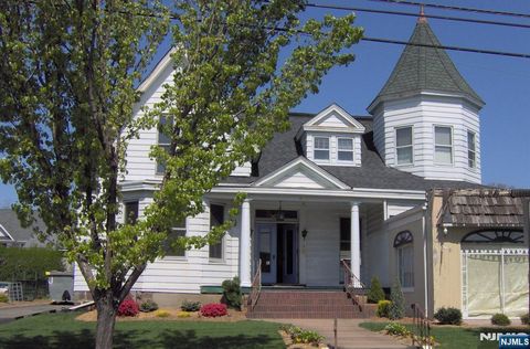 Photo of 20 Goffle Rd, Midland Park, NJ 07432 (MLS # 26006878)