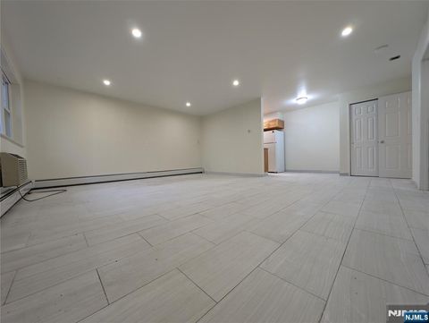 Photo of 456 Grand #6C, Leonia, NJ 07605 (MLS # 26009565)