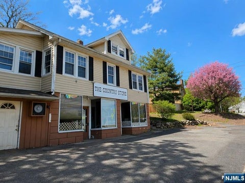 Photo of 729 Rivervale Road, River Vale, NJ 07675 (MLS # 26012628)