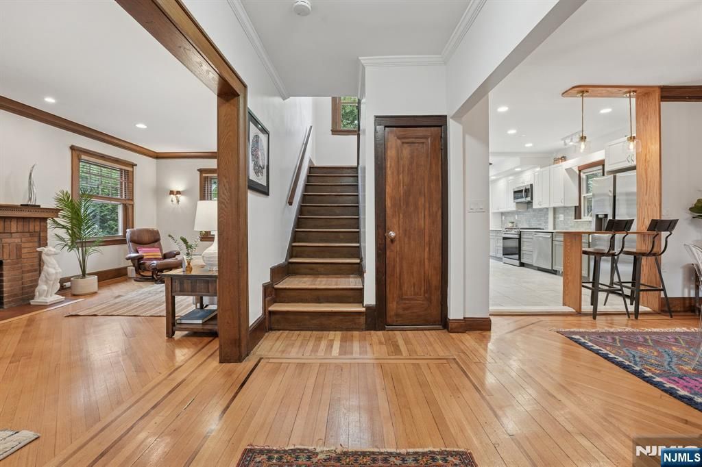 Photo of 306 Mountain Avenue, Montclair, NJ 07043 (MLS # 25033974)