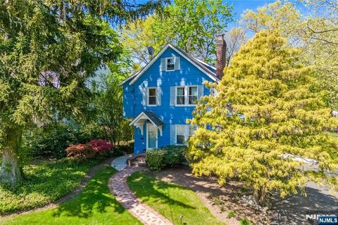 52 7th Avenue, Westwood, NJ 07675 - MLS#: 25014968