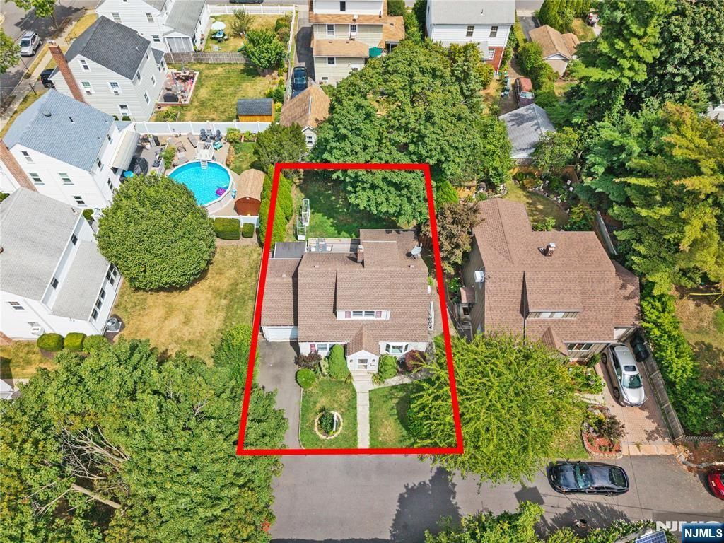 Photo of 16 Marie Place, Clifton, NJ 07013 (MLS # 25035266)