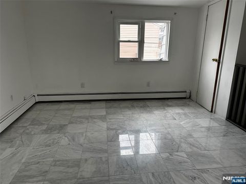 Photo of 449 Taft Ave #2, Woodland Park, NJ 07424 (MLS # 25043501)