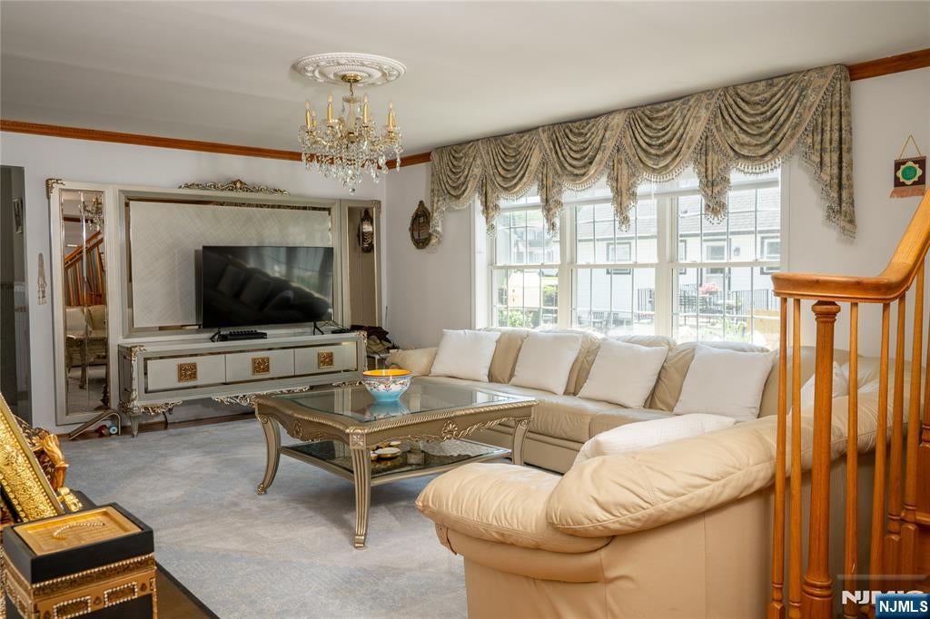 40 Oaktree Lane