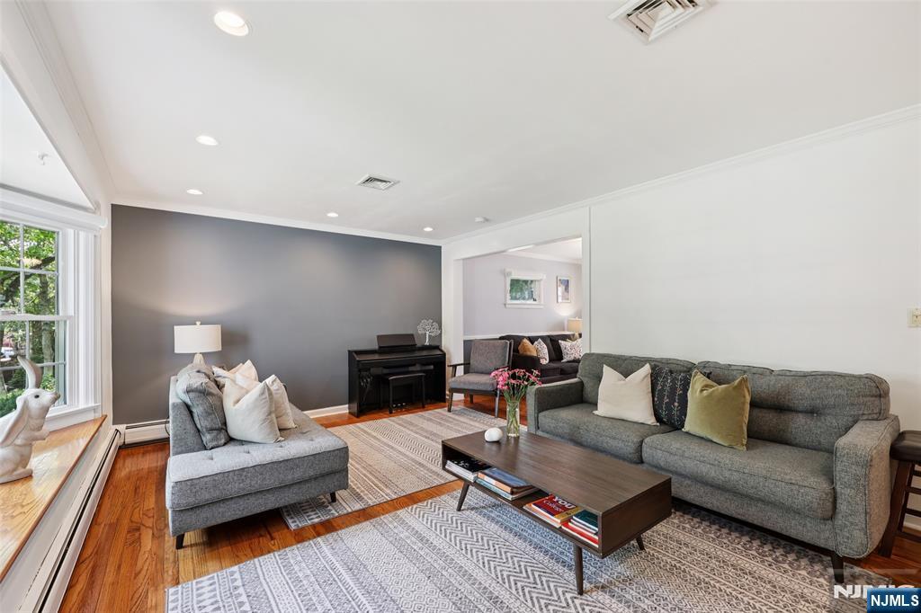 21 Valley Forge Way
