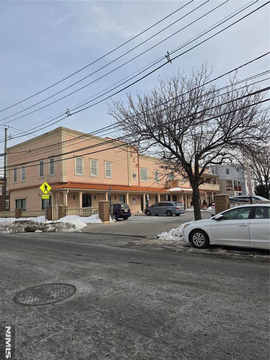 Prime-Location second-floor medical office approximately 1,300 sq. ft., unfinished and available to be built to suit tenant needs. Located in an elevator building with convenient access. Separate utilities. Parking available. Suitable for medical or professional use (subject to zoning). Conveniently located near major highways, public transportation, and local amenities. An excellent opportunity for businesses seeking a professional setting in a desirable and easily accessible area. Immediate occupancy available.