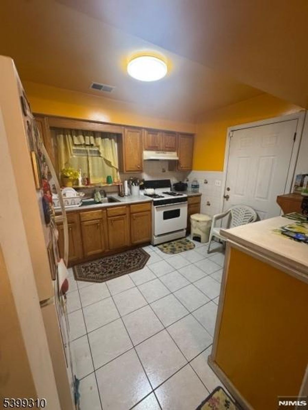 Photo of 341 Hunterdon Street, Newark, NJ 07103 (MLS # 25042231)