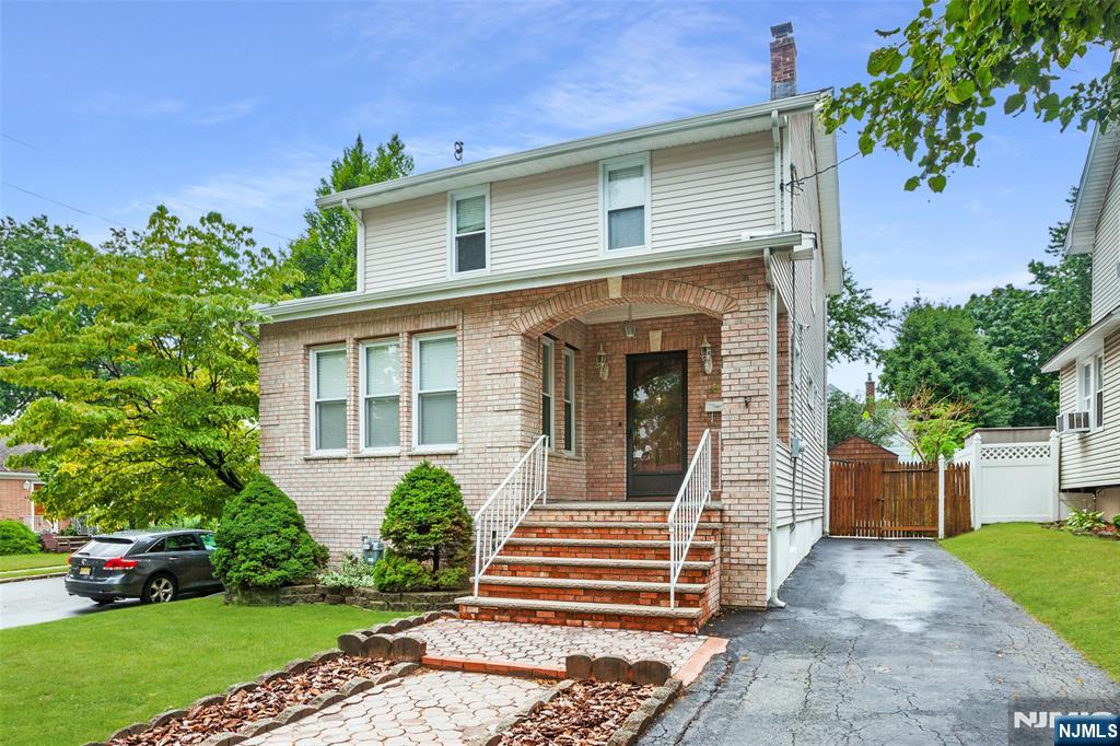 81 Hay Avenue