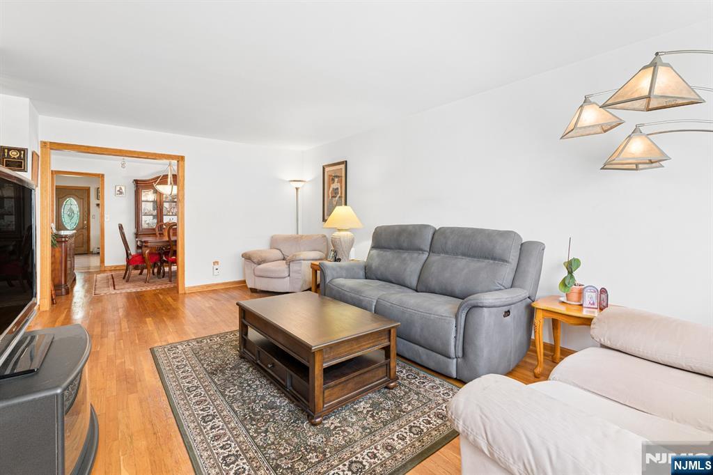 202 E 11th Street
