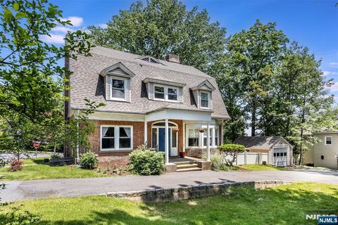1 Walden Place Montclair NJ 07042