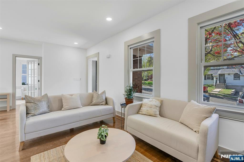 275 Carlton Terrace