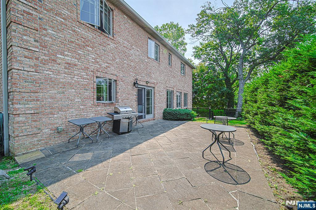 290 McCloud Drive