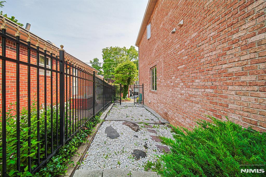 290 McCloud Drive